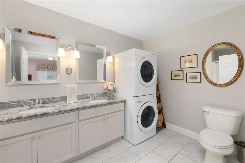 19 Bella Vista Circle Glocester RI 02814
