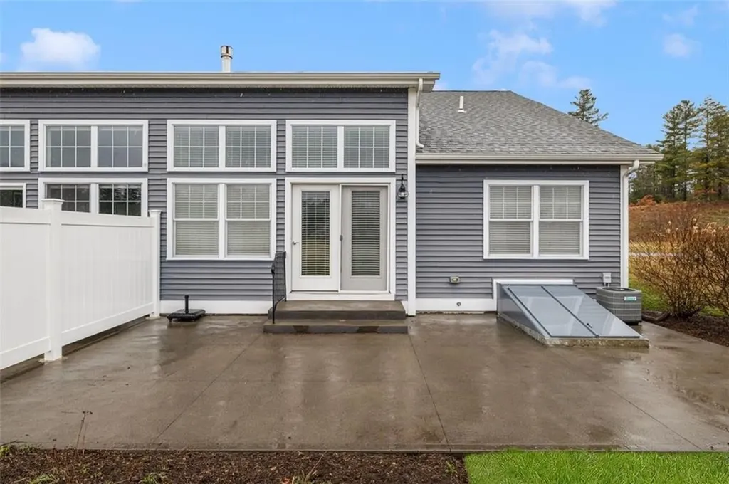 19 Bella Vista Circle Glocester RI 02814