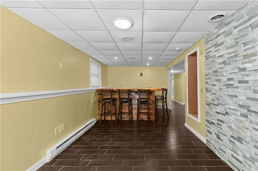25 Harris Drive Tiverton RI 02878