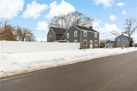 48 Rowe Avenue Warwick RI 02889