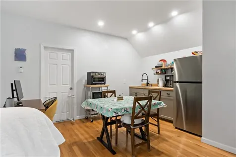 48 Rowe Avenue Warwick RI 02889