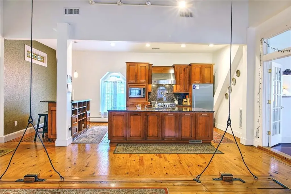 159 Sutton Street Providence RI 02903