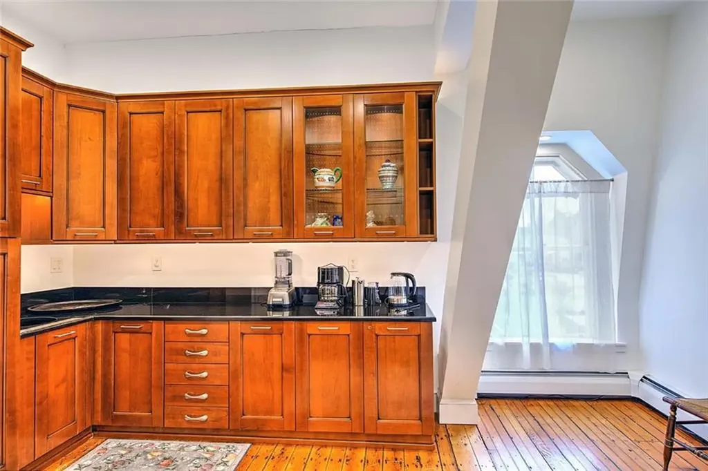 159 Sutton Street Providence RI 02903