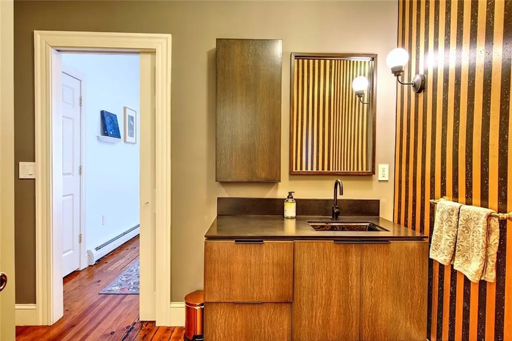 159 Sutton Street Providence RI 02903
