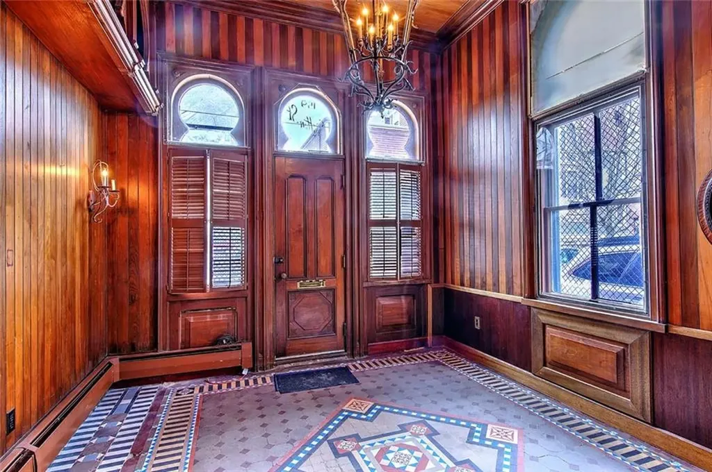 159 Sutton Street Providence RI 02903
