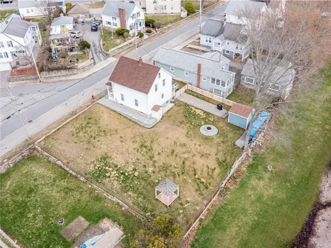 58 Williams Street Woonsocket RI 02895