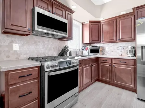 58 Williams Street Woonsocket RI 02895