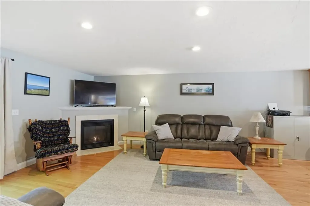 272 Cass Avenue Woonsocket RI 02895