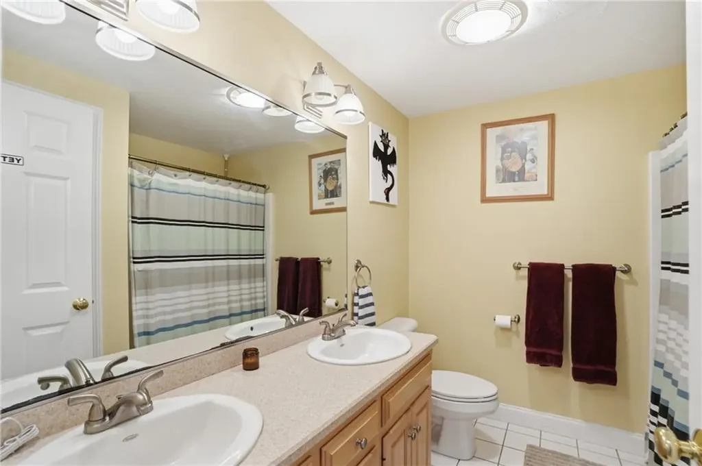 272 Cass Avenue Woonsocket RI 02895