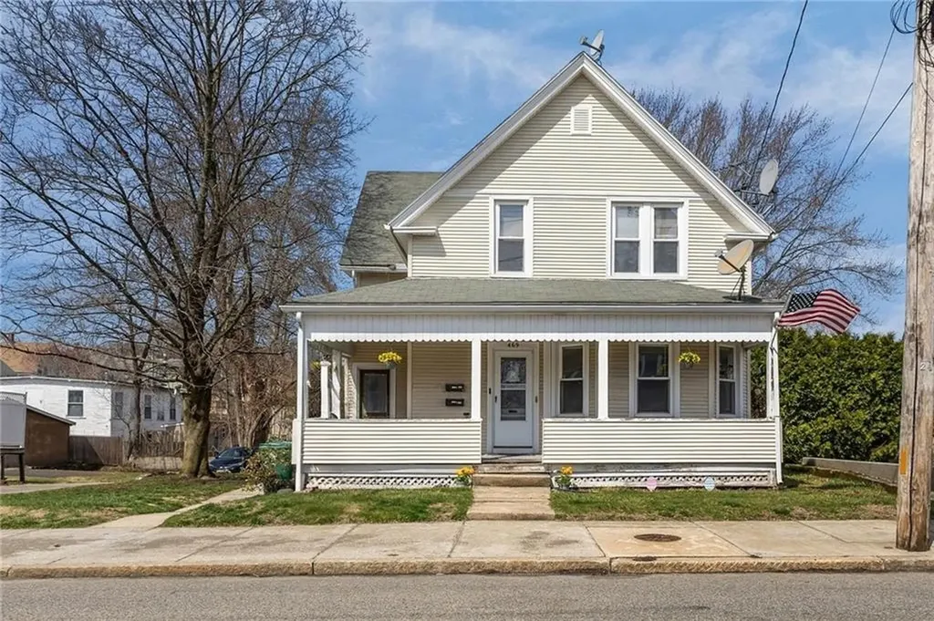 469 Winter Street Woonsocket RI 02895