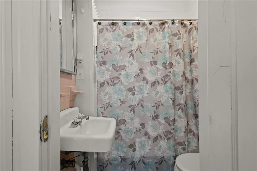 469 Winter Street Woonsocket RI 02895