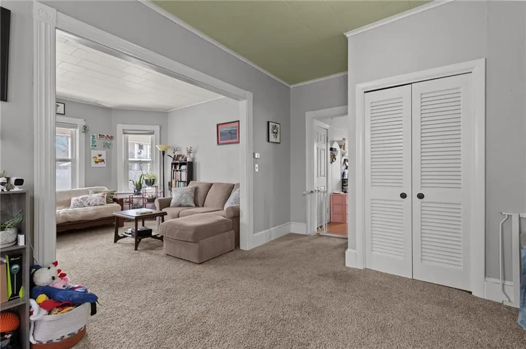 469 Winter Street Woonsocket RI 02895