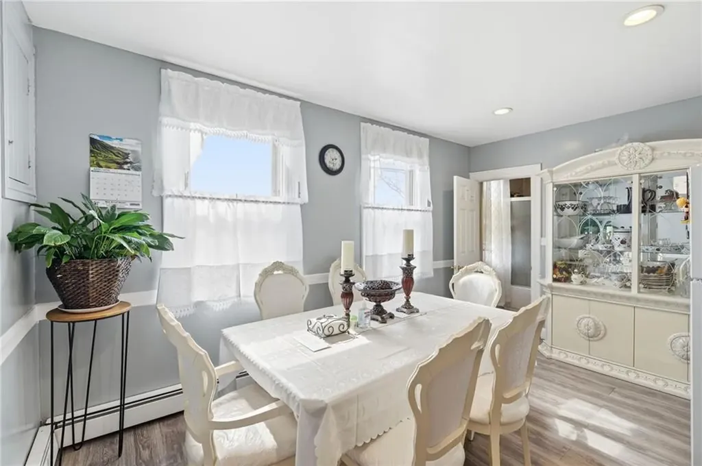 35 Allen Avenue Pawtucket RI 02860