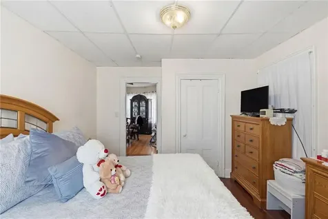 35 Allen Avenue Pawtucket RI 02860
