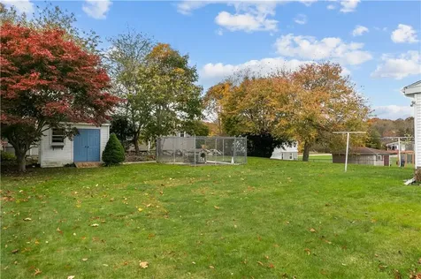 75 Montgomery Street Tiverton RI 02878