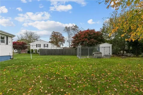 75 Montgomery Street Tiverton RI 02878