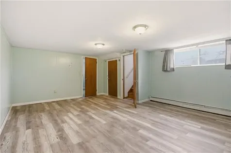 75 Montgomery Street Tiverton RI 02878