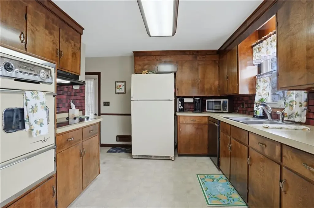 191 Nimitz Road Woonsocket RI 02895