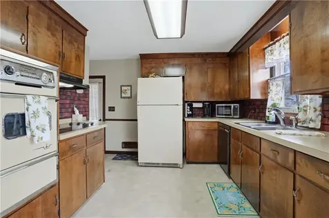 191 Nimitz Road Woonsocket RI 02895