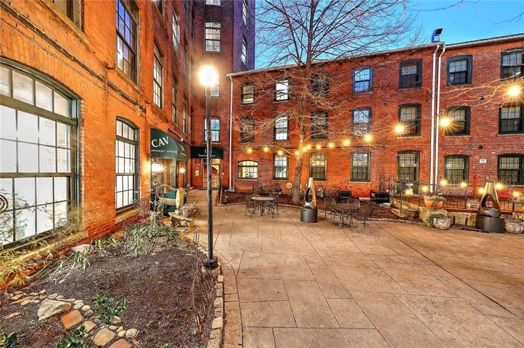 18 Imperial Place Providence RI 02903