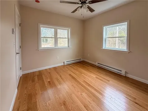 0125 Homestead Avenue Portsmouth RI 02872