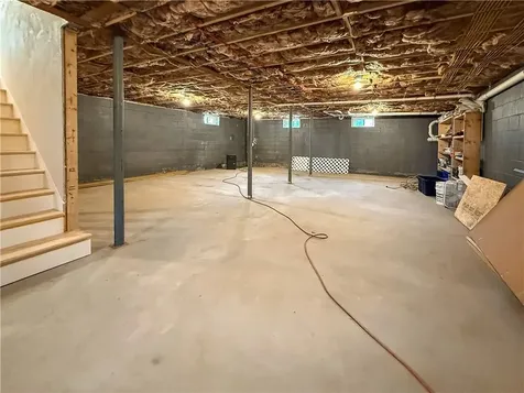 0125 Homestead Avenue Portsmouth RI 02872