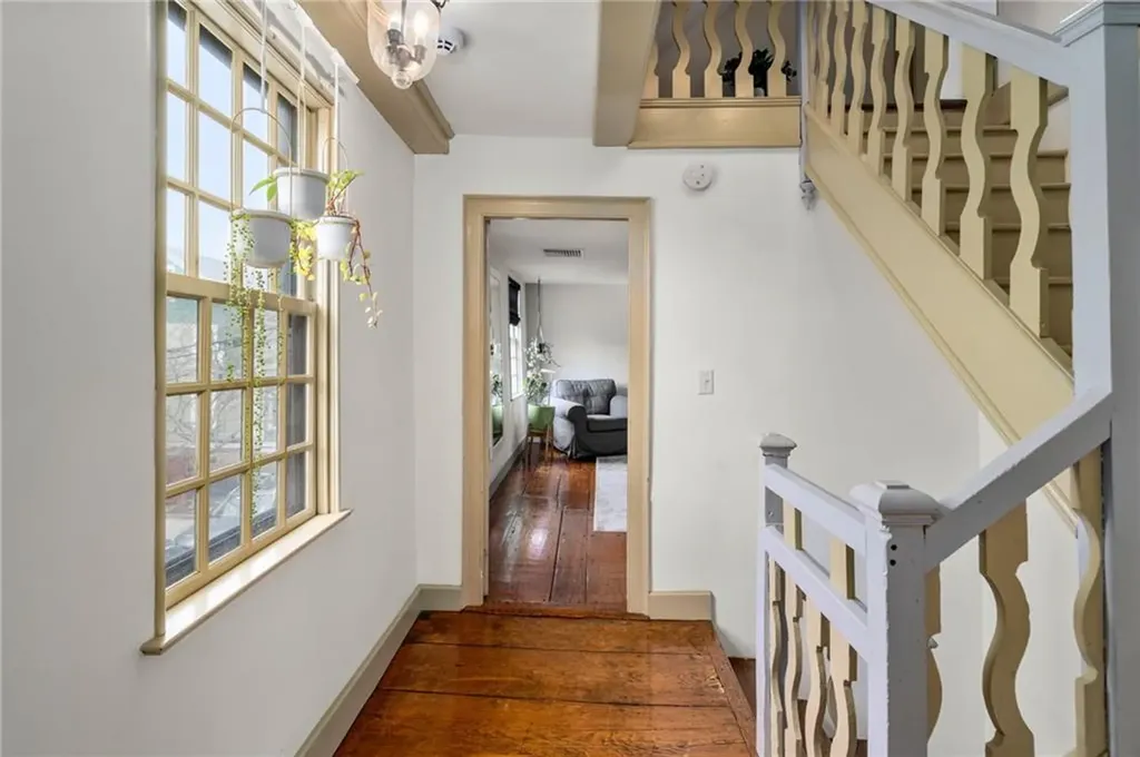 16 Bridge Street Newport RI 02840