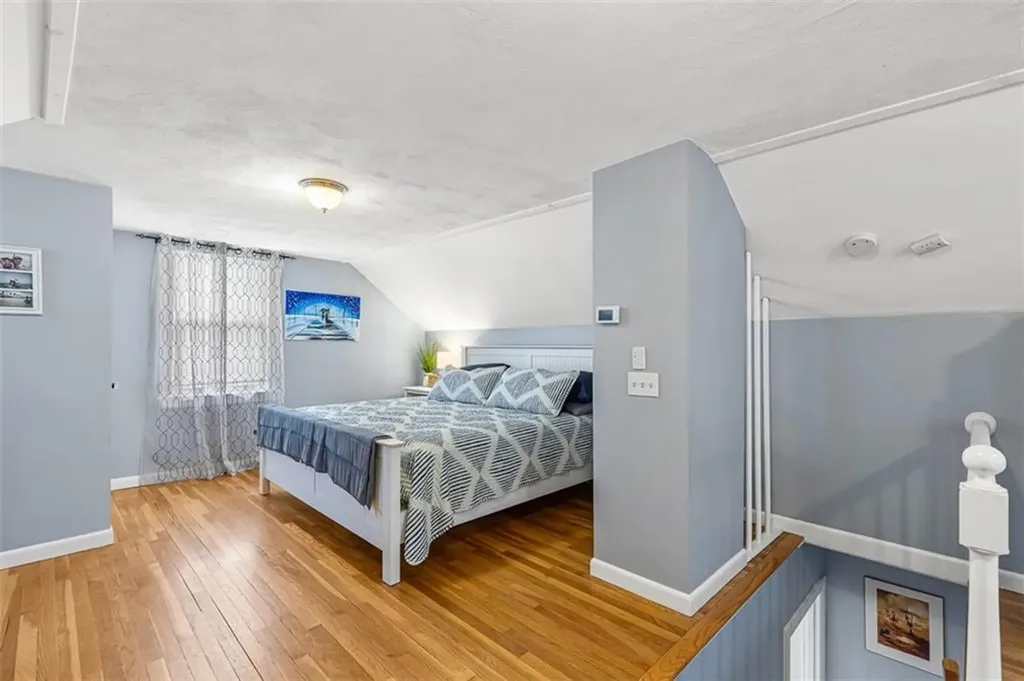 37 Grand Avenue Pawtucket RI 02861