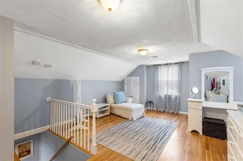 37 Grand Avenue Pawtucket RI 02861