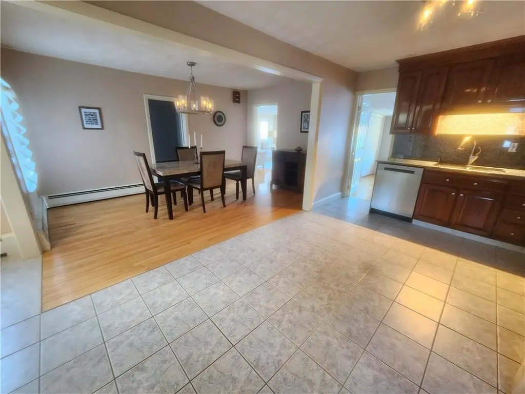 52 Lake Shore Drive Johnston RI 02919