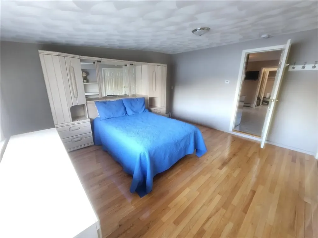 52 Lake Shore Drive Johnston RI 02919