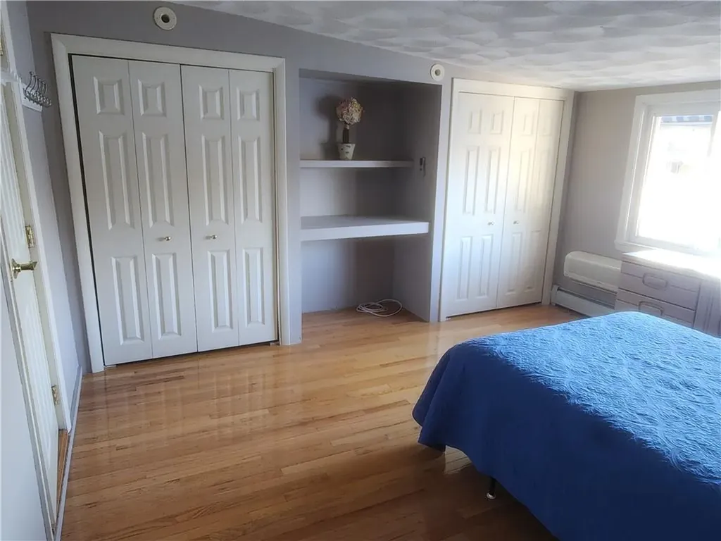 52 Lake Shore Drive Johnston RI 02919