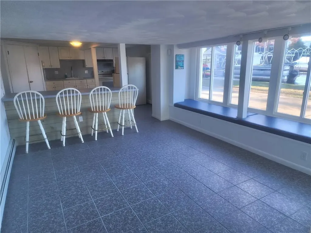 52 Lake Shore Drive Johnston RI 02919