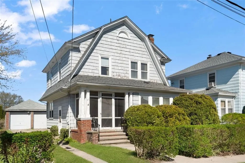 89 Burnside Street Cranston RI 02910
