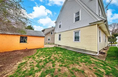 64 Harvard Street Pawtucket RI 02860