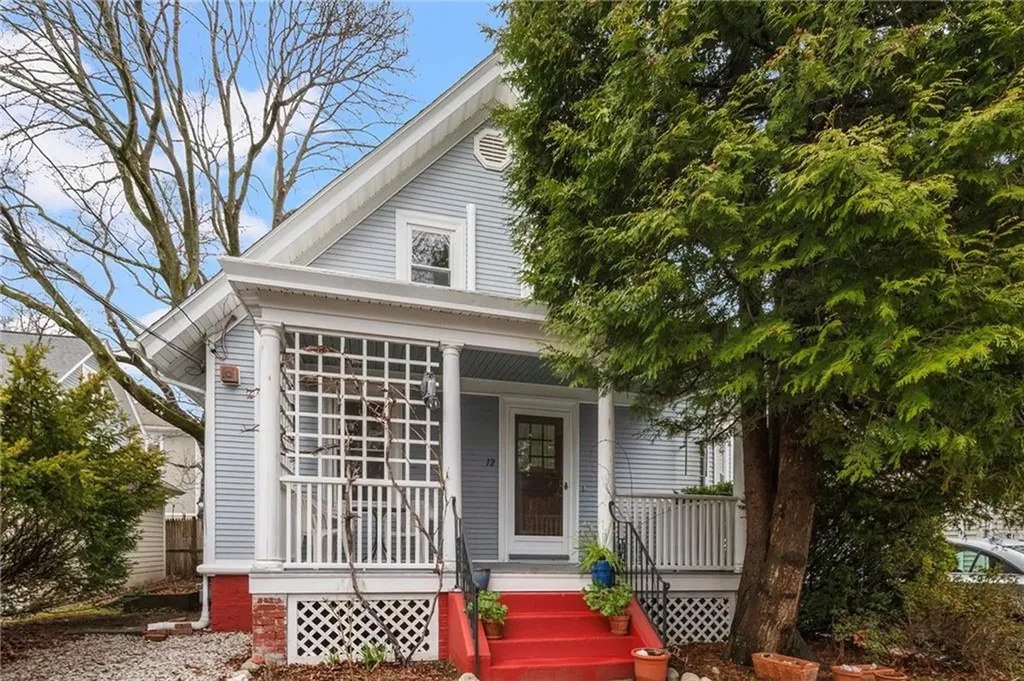 12 Lauriston Street Providence RI 02906