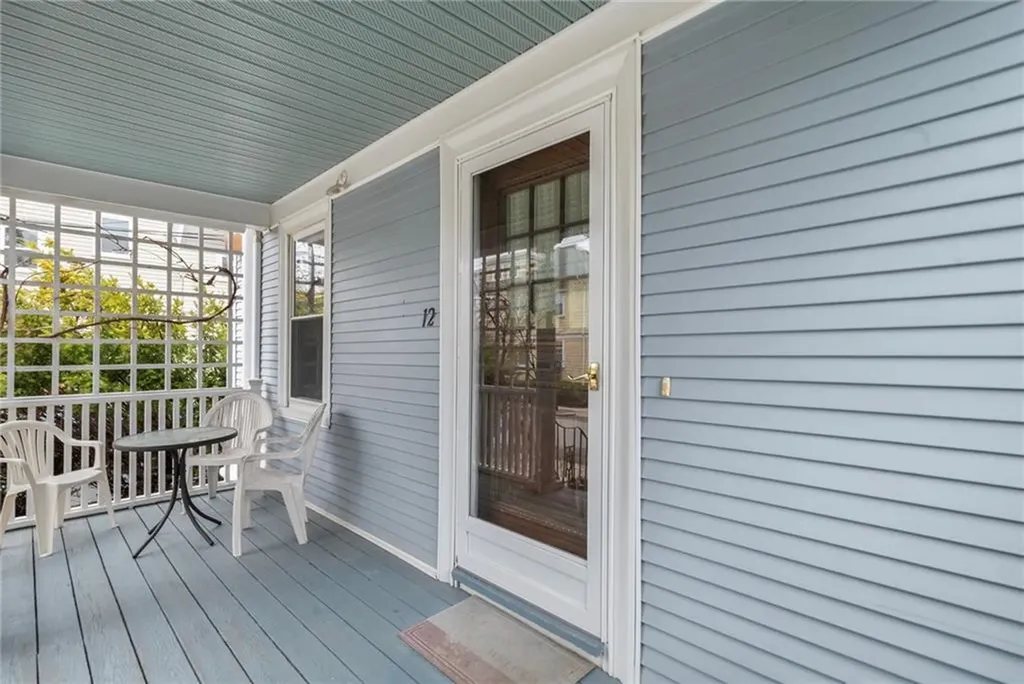 12 Lauriston Street Providence RI 02906