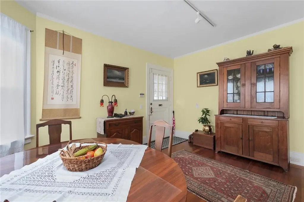 12 Lauriston Street Providence RI 02906