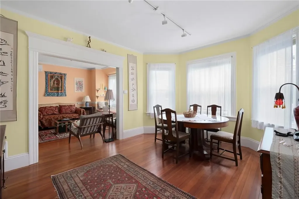 12 Lauriston Street Providence RI 02906