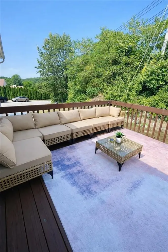30 Sprague Circle Johnston RI 02919