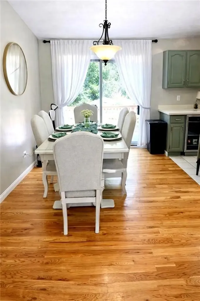 30 Sprague Circle Johnston RI 02919