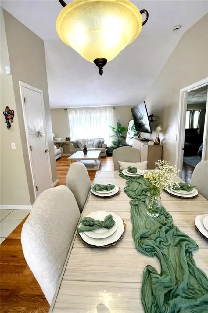 30 Sprague Circle Johnston RI 02919