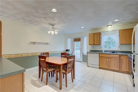25 Hyde Avenue Pawtucket RI 02861