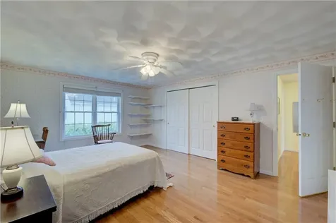 25 Hyde Avenue Pawtucket RI 02861