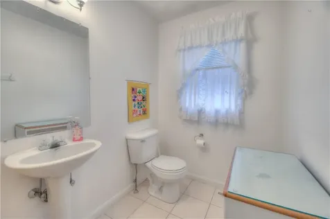 25 Hyde Avenue Pawtucket RI 02861