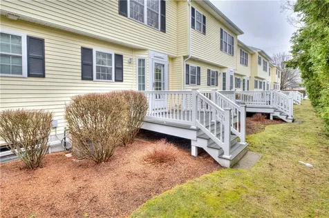 25 Hyde Avenue Pawtucket RI 02861
