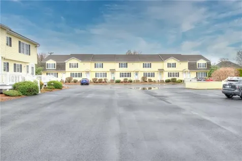 25 Hyde Avenue Pawtucket RI 02861