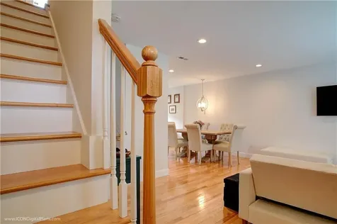 56 Mariner Way Middletown RI 02842