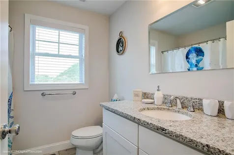 56 Mariner Way Middletown RI 02842
