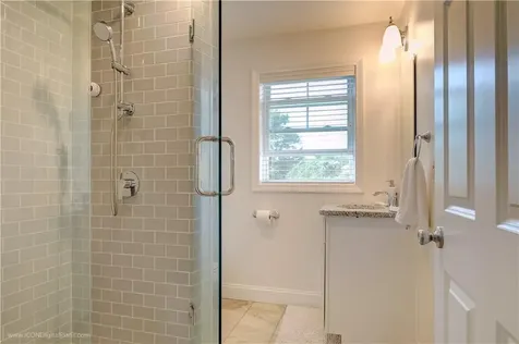 56 Mariner Way Middletown RI 02842